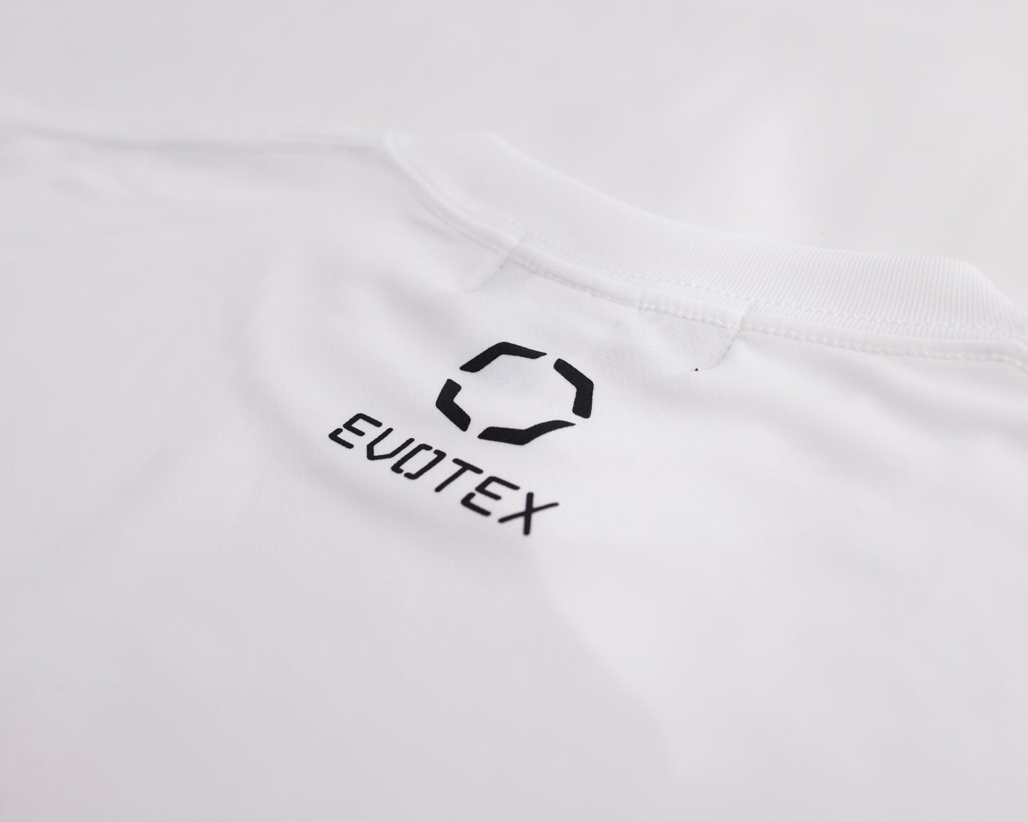 EVOTEX 快適テックTシャツ ビッグロゴ 半袖 ホワイト E-004